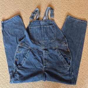 Blue Denim Overalls heavier weight Old Navy classics size M but run a bit big